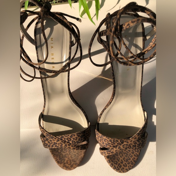 Mia Becar Animal Print Suede High Heel Lace Up Sandals size 39 US 9 - Picture 8 of 13